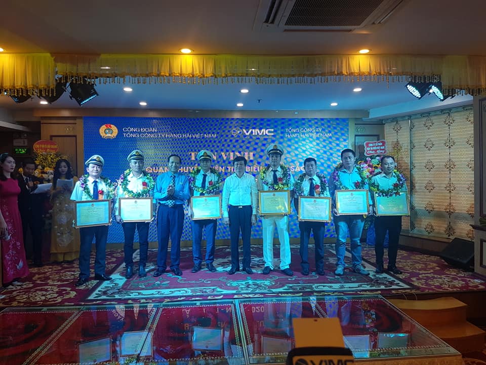 tong-cong-ty-hang-hai-viet-nam-ton-vinh-60-si-quan-thuyen-vien-tieu-bieu