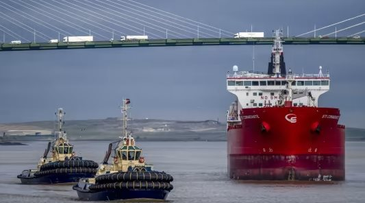 khach-hang-mua-dau-lon-nhat-bat-ngo-bi-tuyt-coi-dau-nga-dung-truoc-nguy-co-bi-xa-lanh