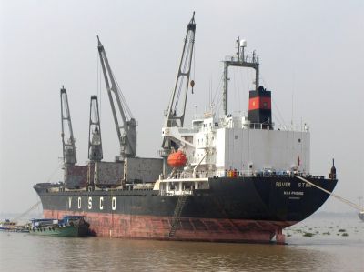 Vosco bán và bàn giao tàu hàng rời Silver Star